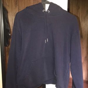 H&M basic cropped hoodie.